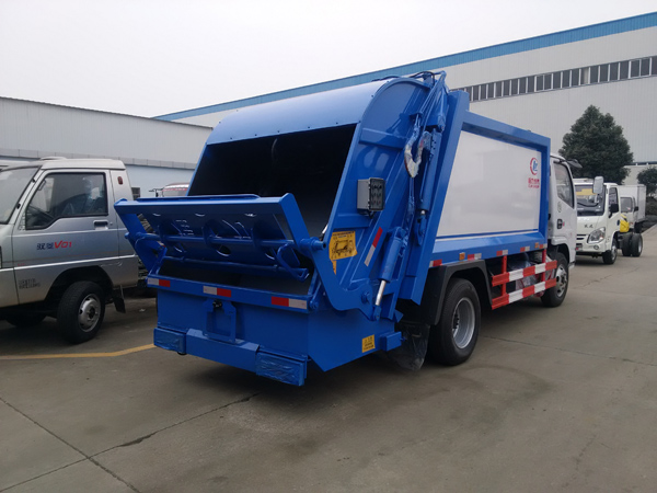 trak sampah garbage truck