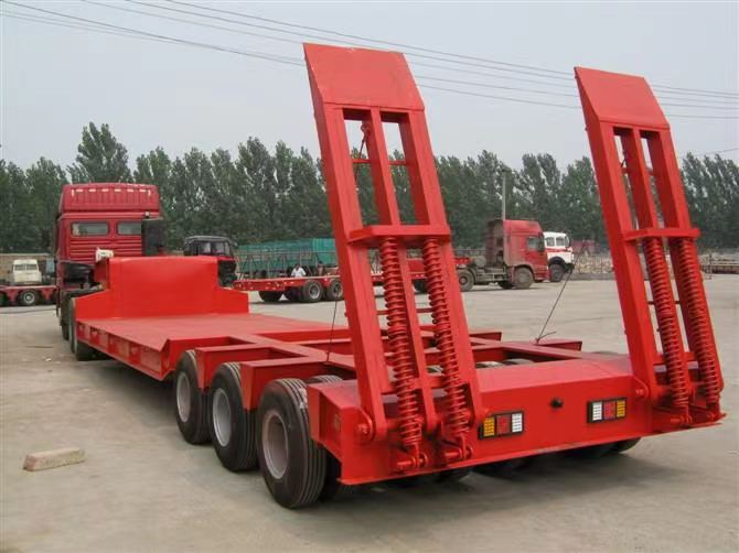 Treler Pemuat Separuh Rendah Semi Low Loader Trailer
